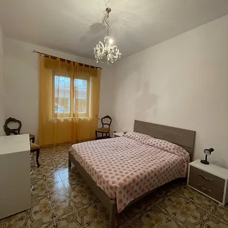 Vitanza Capri Leone